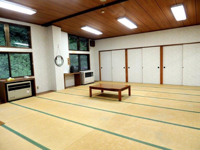 奥卡苗场山林小屋 汤泽町 外观 照片