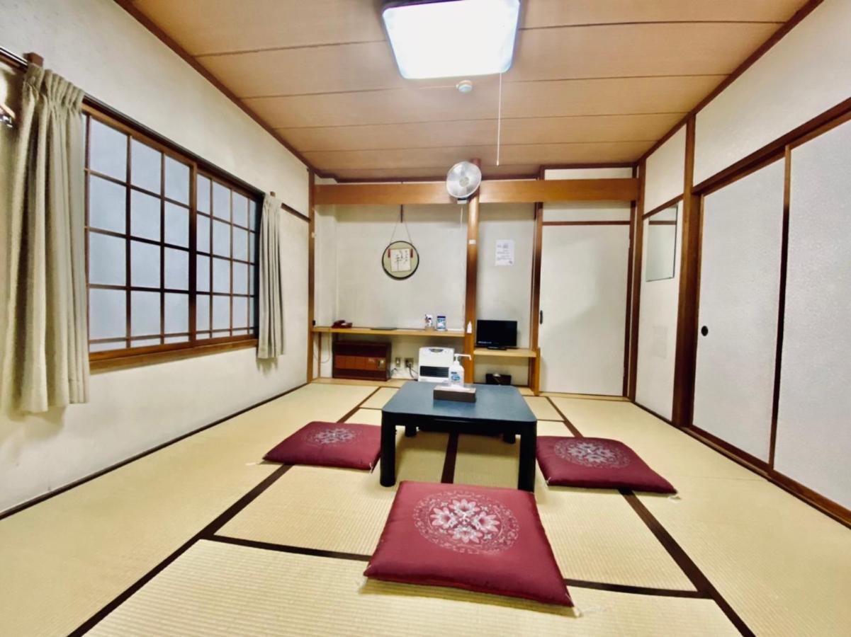 奥卡苗场山林小屋 汤泽町 外观 照片