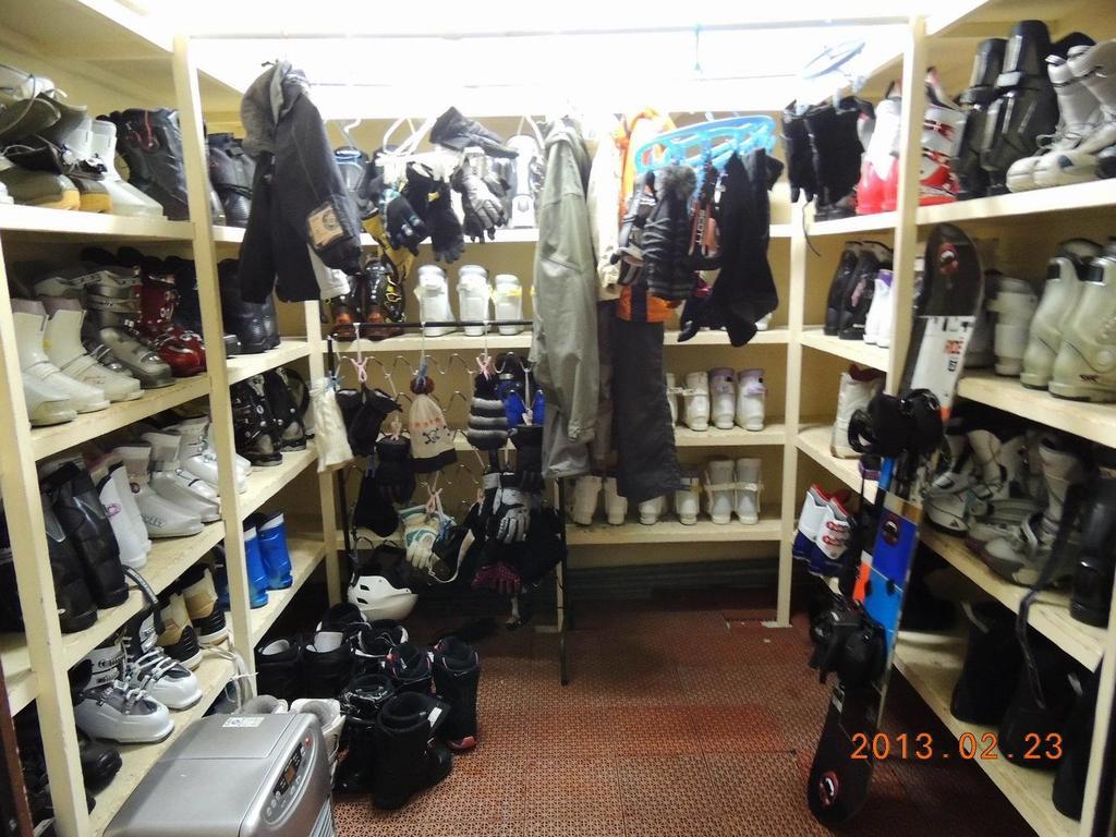 奥卡苗场山林小屋 汤泽町 外观 照片